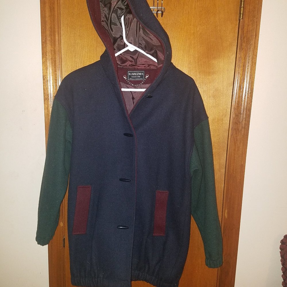 Wool coat with hood